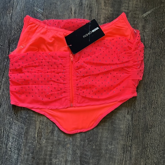 Hot pink sparkly corset top - Picture 2 of 2